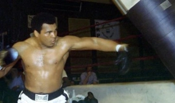 Muhammed Ali’nin şampiyonluk kemeri 6.18 milyon dolara satıldı