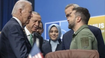 NATO Zirvesi öncesinde gülümseten anlar! Erdoğan, liderlerle ayaküstü sohbet etti