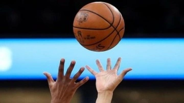 NBA'de Nuggets ve Suns konferans yarı finaline yükseldi