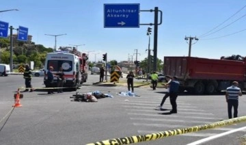 Niğde'de kamyon çarpan motosikletteki çift öldü