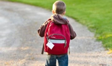 Okul çantası seçerken dikkat! 'Vücut ağırlığının yüzde 10'unu aşmamalı'