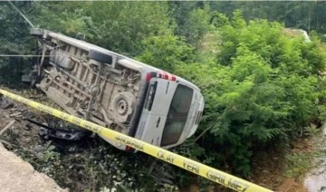 Ordu'da yolcu minibüsü köprüden uçtu: 8 kişi yaralı