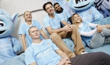 Premier Lig ekiplerinden Manchester City yeni sezon formalarını tanıttı