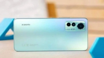 Redmi Buds 3 Lite kablosuz kulaklık hediyesiyle Xiaomi 12 Lite Türkiye&rsquo;de satışa sunuldu