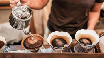 Sabah aç karnına kahve içmenin zararları: Aç karna kahve içmek faydalı mı, zayıflatır mı?
