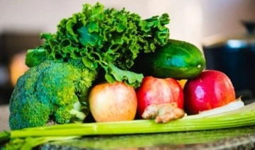 Sağlıklı yaş almak için 6 etkili besin