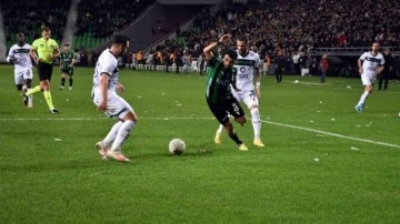Sakaryaspor Kocaelispor'u 3 golle yıktı