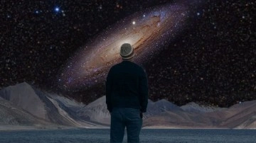 Samanyolu ve Andromeda'nın Çarpışması Nasıl Görünecek?