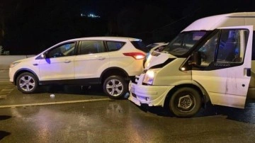 Samsun'da 4 aracın karıştığı kazada 10 kişi yaralandı