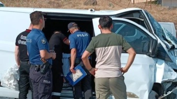 Samsun'da para dolu nakil aracı otobüsle çarpıştı: 4 kişi yaralandı!
