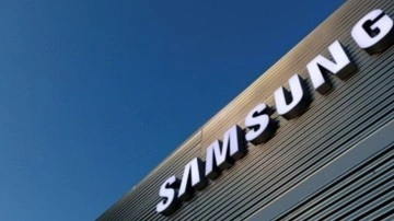 Samsung, akıllı telefon satışında Apple'ı geçti!