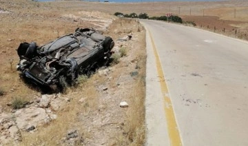 Şanlıurfa'da otomobil şarampole devrildi: 1 ölü, 8 yaralı