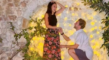 Şarkıcı Karsu, sevgilisinden evlilik teklifi aldı