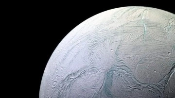 Satürn'ün Uydusunda Enceladus'ta Fosfat Bulundu - Webtekno
