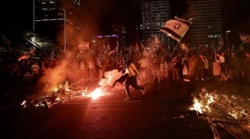 Savunma bakanının görevden alındığı İsrail'de sokaklar karıştı! Ordu kontrolü kaybetti