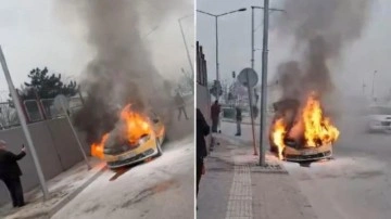 Seyir halindeki ticari taksi alev alev yandı!
