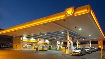Shell dev LNG tesisinden sevkiyatları durdurdu