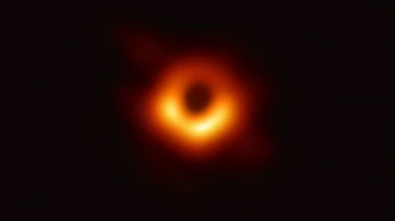 Şimdiye kadar çekilmiş en detaylı kara delik fotoğrafı!