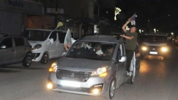 Şırnak’ta izinsiz gösteriye müdahale eden polis aracı kaza yaptı! Yaralılar var