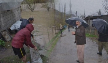 Şırnak'ta sağanak yağış hayatı olumsuz etkiledi: İki ilçede eğitime 1 gün ara verildi