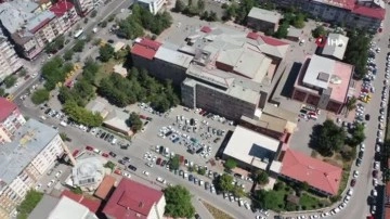Sivas Devlet Hastanesi'nin çevresi yenileniyor