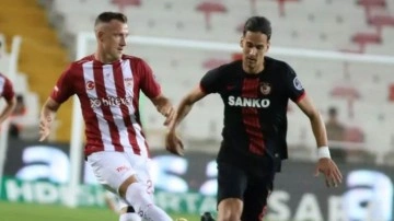 Sivasspor ile Gaziantep FK zorlu mücadelede yenişemedi
