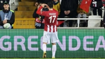Sivassporlu futbolcuya büyük onur! Avrupa'da yılın golü seçildi