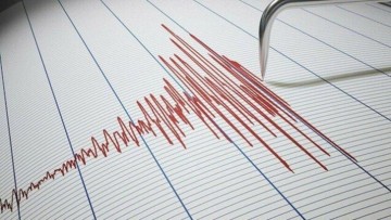 Son Dakika: Antalya'da 4.1 büyüklüğünde deprem! Çevre illerden de hissedildi