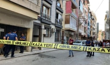 Son Dakika: İzmir'de bir kişi eşi ve kayınpederini silahla öldürdü, 2 baldızını yaraladı