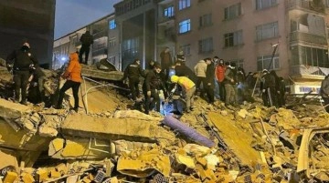 Son Dakika: Kahramanmaraş'ın Göksun ilçesinde 4 büyüklüğünde deprem meydana geldi