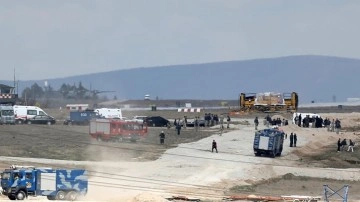 Son dakika! Konya'da Türk Yıldızları uçağı düştü