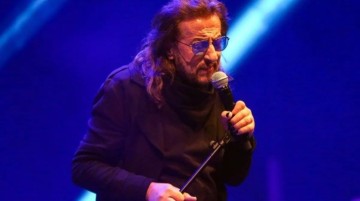 Son Dakika: Türk müziğinin efsane isimlerinden İlhan İrem, 67 yaşında hayatını kaybetti