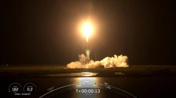 SpaceX, 54 Starlink uydusunu daha yörüngeye fırlattı!