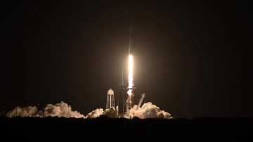 SpaceX, bir rekora daha imza attı!