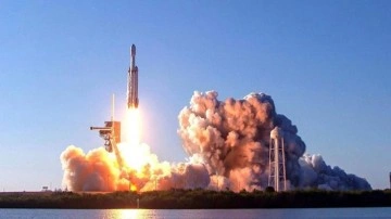 SpaceX, Falcon Heavy Roketi'nin yeni fırlatma tarihini açıkladı!