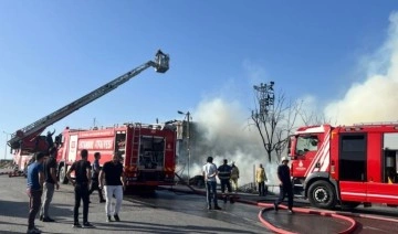 Sultanbeyli’de yangın geri dönüşüm tesisine sıçradı
