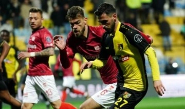 Süper Lig'de İstanbulspor, Sivasspor'u 3 golle geçti