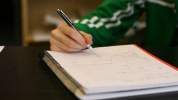 'Suriyeliler sınava girmeden üniversitelere girebilecek' iddiası yalanlandı