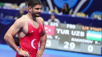 Taha Akgül, Dünya Güreş Şampiyonası'nda bronz madalya kazandı
