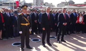 Taksim'de 29 Ekim Cumhuriyet Bayramı töreni düzenlendi