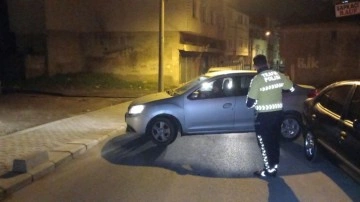 Ters yönde seyrederken polise yakalanan alkollü sürücüye ceza!