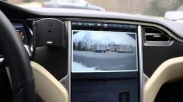 Tesla Çalışanları, Araç Kamera Kayıtlarını Paylaştı