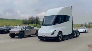 Tesla Semi ve Tesla Cybertruck, Drag Yarışında! [Video]