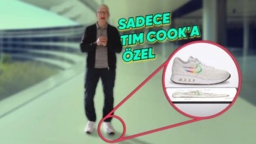 Tim Cook, iPad Lansmanında iPad'le Tasarlanmış Bir Ayakkabı Giydi
