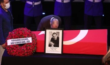 Tiyatro oyuncusu Civan Canova için cenaze töreni düzenlendi
