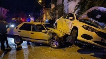 Tokat&rsquo;ta iki otomobil çarpıştı: 4 yaralı