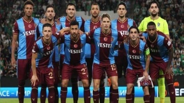 Trabzonspor - Kızılyıldız! İlk 11'ler