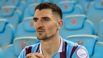 Trabzonspor, Thomas Meunier'i 1,5 yıllığına renklerine bağladı