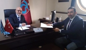 Trabzonspor'da başkan adayı Ertuğrul Doğan'ın listesi Divan Kurulu'na teslim edildi