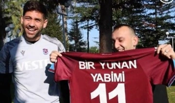 Trabzonsporlu futbolcu Anastasios Bakasetas imzaladığı formayı satın aldı